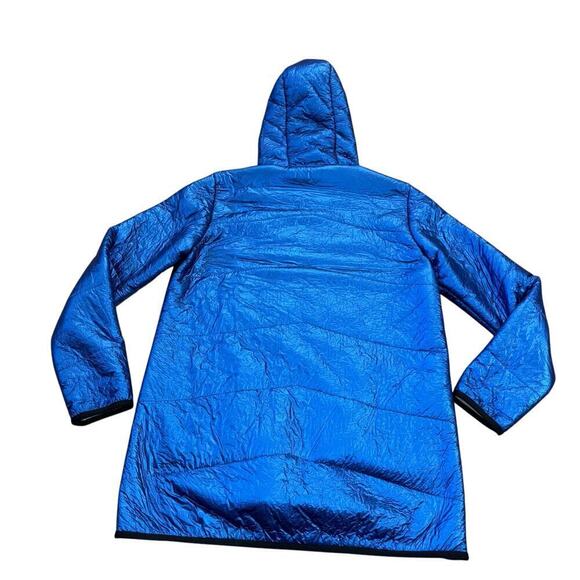 Nikki Jones Montreal Metallic Blue Sherpa Jacket Women's S Oversized Warm Modern - Picture 3 of 15